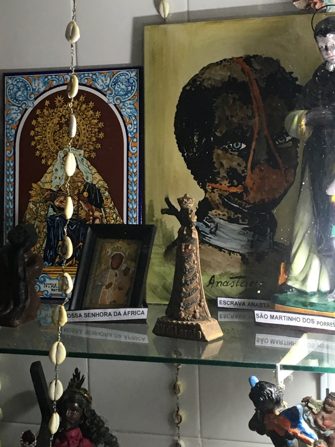 Photo prise par Paul Johnson – L’esclave Anastacia